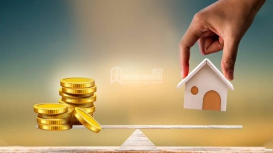 Nên chọn vàng hay bất động sản trong năm 2025?