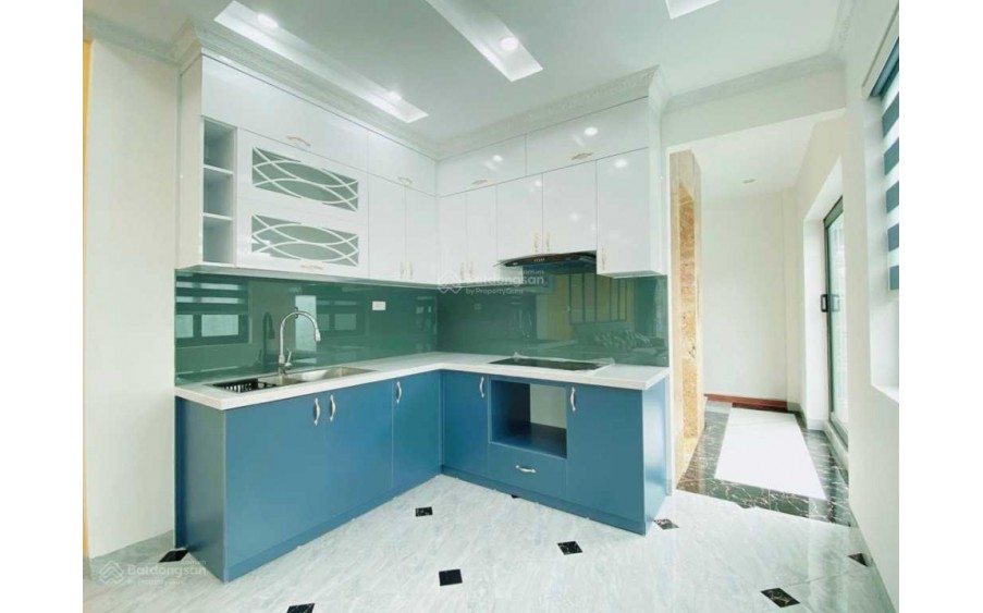 ĐỊNH CÔNG- HOÀNG MAI-OTO-LO GÓC-THANG MÁY-38M-6TANG-8,5TI