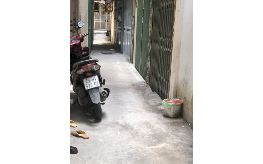 Bán nhà phố Tân Mai , 16m2 x 3 tầng , 1 tỷ 200 , 10 m ra đường ô tô tránh.