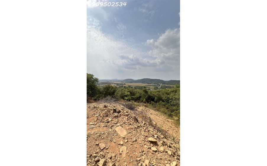 Bán 23.000m2 đất view đồi nghỉ dưỡng, giáp thị trấn Định Quán, Đồng Nai