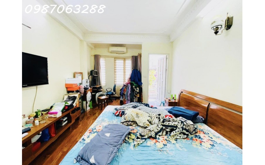 Bán chung cư  Nam Trung Yên- cầu Giấy  65m 2 ngủ 2 wc 3.2  tỷ