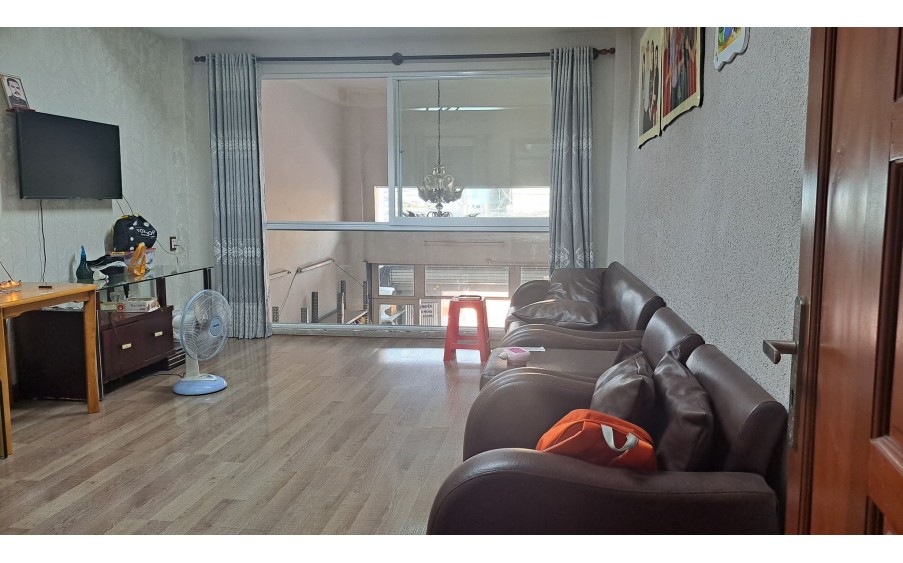 NHÀ 4 TẦNG MẶT TIỀN KINH DOANH CHỢ TÂN BÌNH