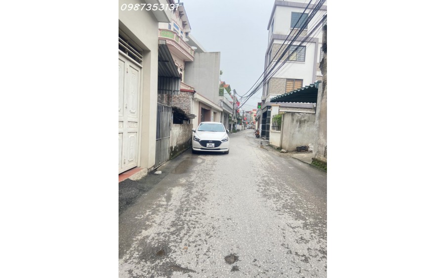 Chỉ 1,6 tỷ có ngay 40m2 đất full thổ cư tại LỄ PHÁP - TIÊN DƯƠNG - ĐÔNG ANH
Diện tích 40m2, mt 4m full thổ cư