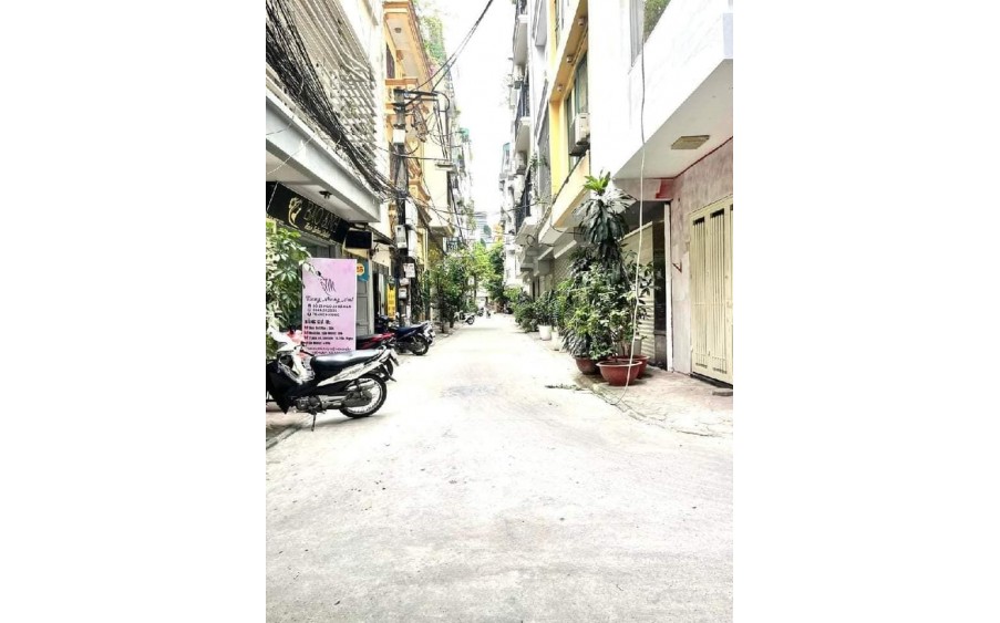 SIÊU HIẾM - NHÀ NGÕ 426 TÂY SƠN - DT KHỦNG 63M2 - 4 TẦNG 4 NGỦ - DÂN XÂY CHẮC CHẮN -  NGÕ THOÁNG 3 GÁC TRÁNH - TRƯỜNG CHỢ GẦN NHÀ - XÁCH VALY VỀ Ở -