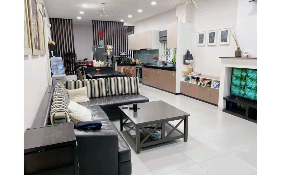 TÔN THẤT TÙNG_TT ĐỐNG ĐA_45M2_4 TẦNG_LÔ GÓC 2 THOÁNG_GẦN HỒ_NGÕ THÔNG KINH DOANH_BA GÁC CHẠY ẦM ẦM_NHÀ ĐẸP Ở NGAY