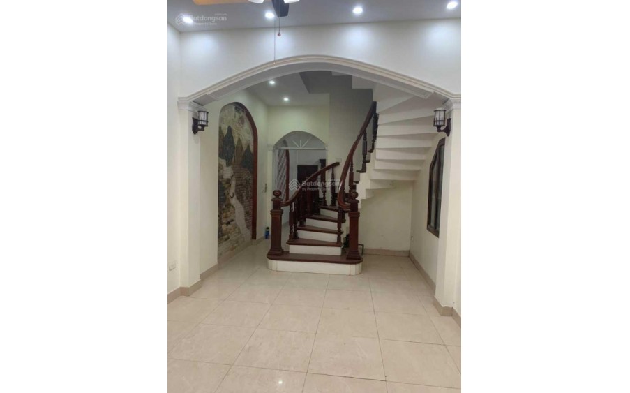 Bán nhà Lê Trọng Tấn - Thanh Xuân - oto tránh 46m2 - 4T - giá 13,4 tỷ