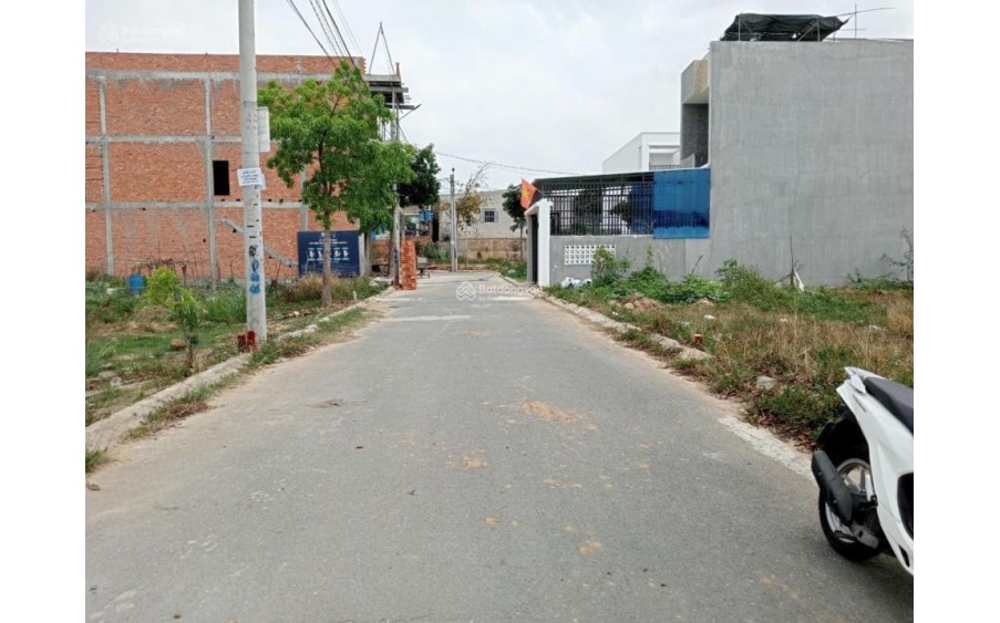 Cần tiền bán gấp nền đất 72m2, SHR, TP Biên Hòa, Đồng Nai