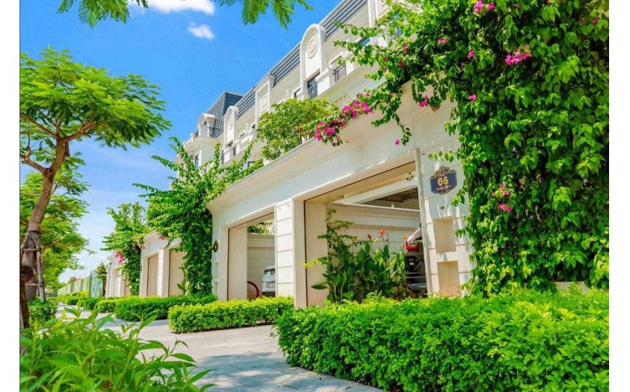 Gia đình cần bán gấp căn liền kề 4 tầng  80m2 - 3 tầng - tại khu An Lạc, Hà Nội