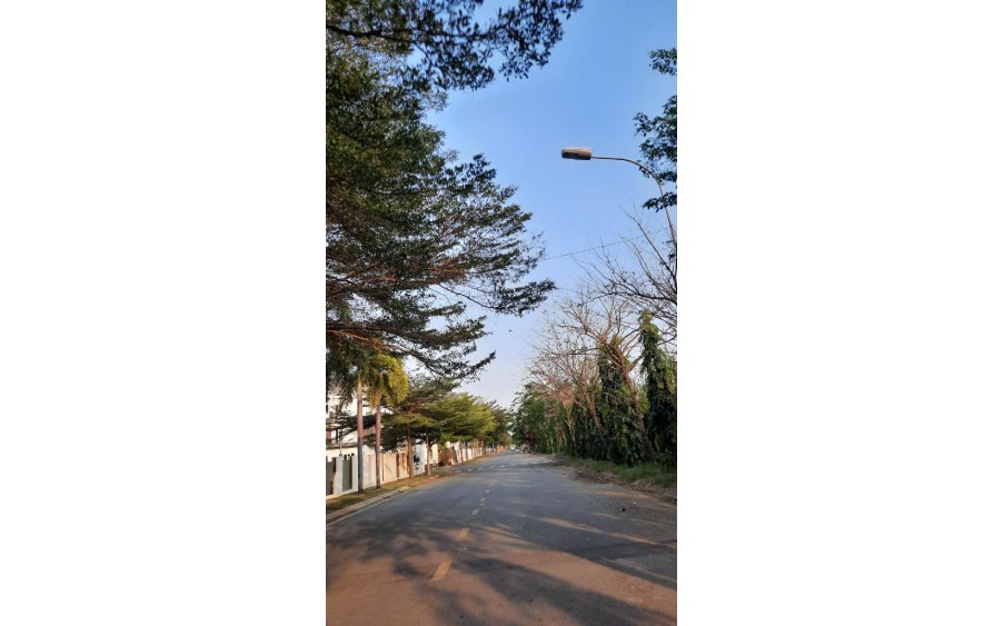 Nhà khu phân lô đường 9m thông ra Nguyễn Duy Trinh, diện tích 5 x17 =85m2, Phú Hữu, TP. Thủ Đức chỉ 3 tỷ