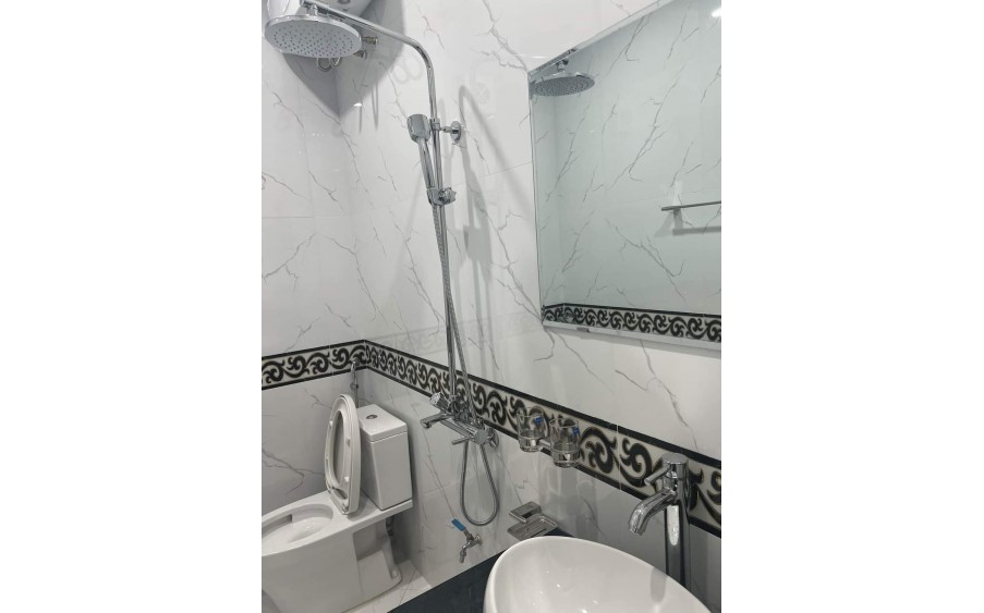 Nhà mới đẹp, tôi chủ nhà cho thuê nguyên căn, Khu Tôn Thất Tùng, 91m2x 4T- 24 Tr, VP, Kinh doanh