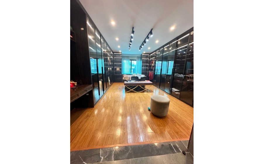 (Siêu Phẩm) Nhà đẹp 50m2 x 8T tại Hàm Nghi - Huy Du - Ô tô vào nhà - 16 tỷ bao phí - Tin không ảo