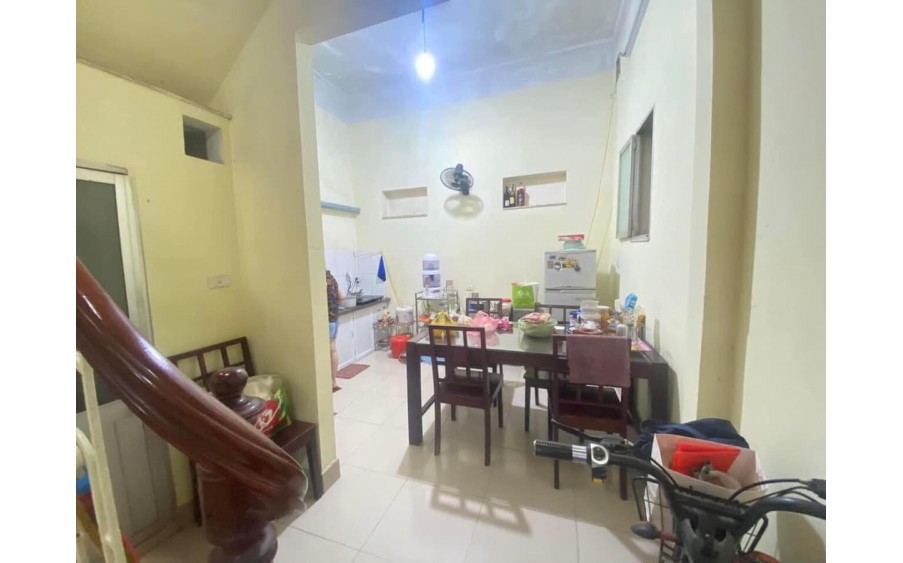 BÁN NHÀ XUÂN LA - GẦN ĐH VĂN THƯ LƯU TRỮ- 500 M RA HỒ TÂY 51/55M -4 TẦNG-7Tỷ9 _NGÕ RỘNG _DÂN XÂY