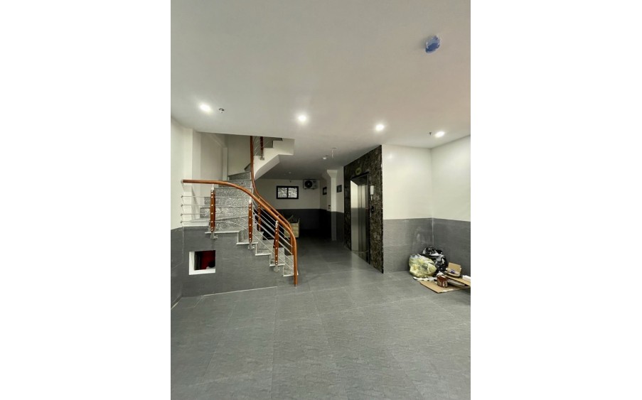 (Hot) CHDV xây mới 68m2 x 7T x 16P ngõ 127 Phùng Khoang. DT 1,1 tỷ/năm - 12 tỷ bao phí - Tin Thật