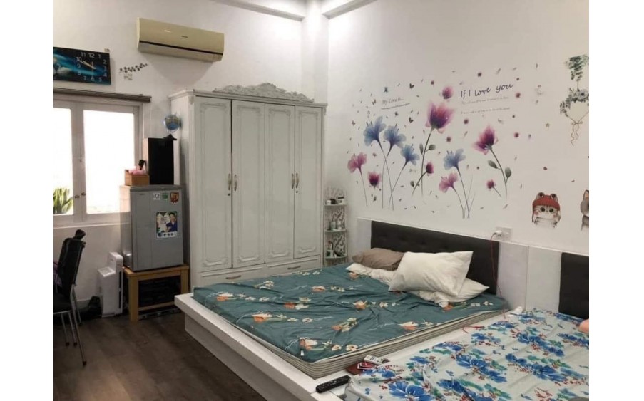 Cho thuê nhà nguyên căn 4 tầng MT khu phạm văn đồng GẦN BIỂN-ĐÀ NẴNG