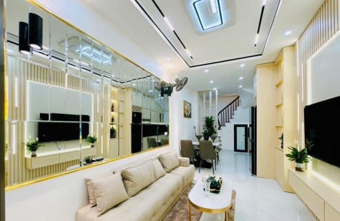 THANH KHOẢN NGAY, NHÀ LƯƠNG ĐÌNH CỦA 30M2 X 4 TẦNG, NỘI THẤT TIỀN TỶ,  NGÕ THÔNG KINH DOANH, 50M RA PHỐ, TIỆN ÍCH NGẬP TRÀN, XÁCH VALI VỀ Ở  -  Giá