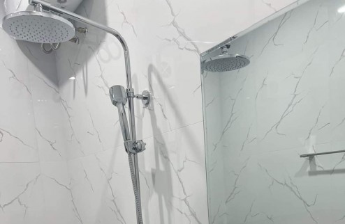 Nhà mới đẹp, tôi chủ nhà cho thuê nguyên căn, Khu Tôn Thất Tùng, 91m2x 4T- 24 Tr, VP, Kinh doanh