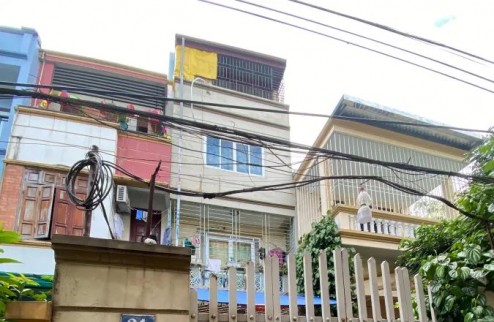 Bán nhà Ngô Gia Tự 80m2, 4 tầng, mặt tiền 4m, 6.8 tỷ Long Biên.