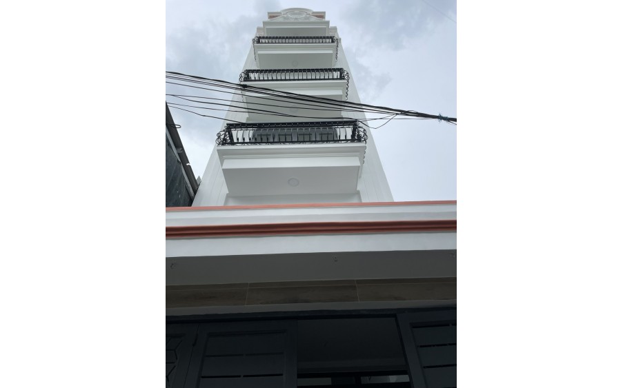 VIP Tên Lửa Bình Tân– 6 tầng- 18 phòng- Thang máy