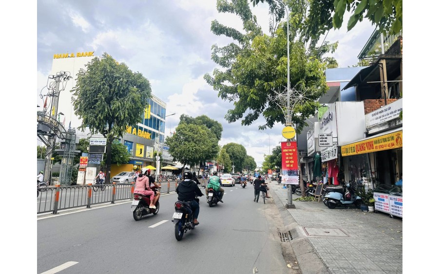 Nhà mặt tiền đường Quang Trung, trung tâm sầm uất nhất Gò Vấp