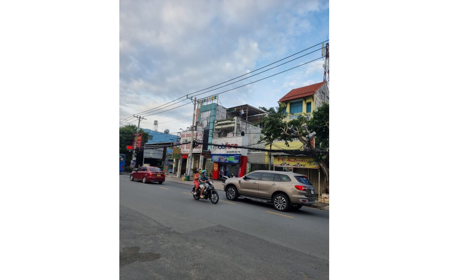 Bán nhà mặt tiền Nguyễn Ảnh Thủ 5,1x23m giá 10,5 tỷ