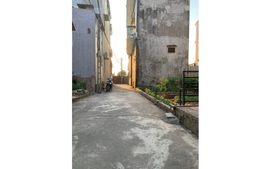 Chỉ 1.x tỷ có 41m2 đất Tiên Dương cách trường quốc tế Archimedes chỉ 200m- Cách đường oto chạy chỉ 60m.