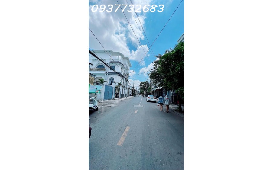 NGAY CÔNG VIÊN - TRUNG TÂM - GIÁP TÂN PHÚ - NHÀ 2 TẦNG MỚI ĐẸP VÀO Ở NGAY - 25M2- PHÙ HỢP MUA Ở HOẶC CHO THUÊ GIỮ TIỀN - GIÁ CHỈ HƠN 2 TỶ