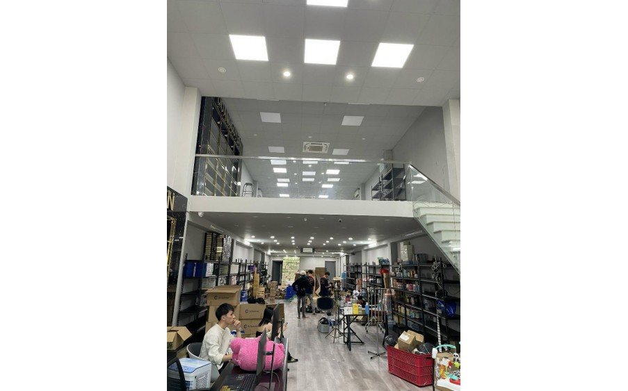 MẶT TIỀN ĐƯỜNG 12M XE TẢI RA VÀO VÔ TƯ - NGANG 6 VUÔNG VỨC - CHỈ NHỈNH 50TR/M2