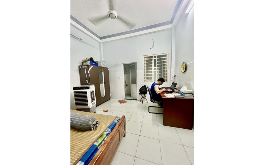 NHÀ MẶT TIỀN KINH DOANH 5 TẦNG NGAY TÂN THỚI NHẤT 25 CẦN BÁN GẤP