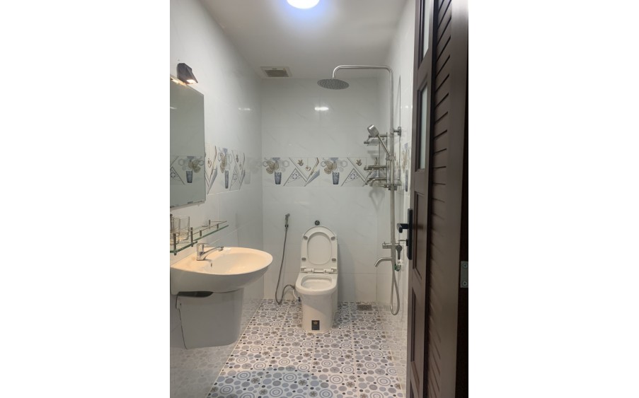 Bán nhà Huỳnh văn nghệ,3*9M, 1 trệt 1 lầu ngay chợ, nhà mới , xung quanh đầy đủ tiện ích, 3.7T ỷBná nhà Gò Vấp, đường số 10 giao Nguyễn văn khối,