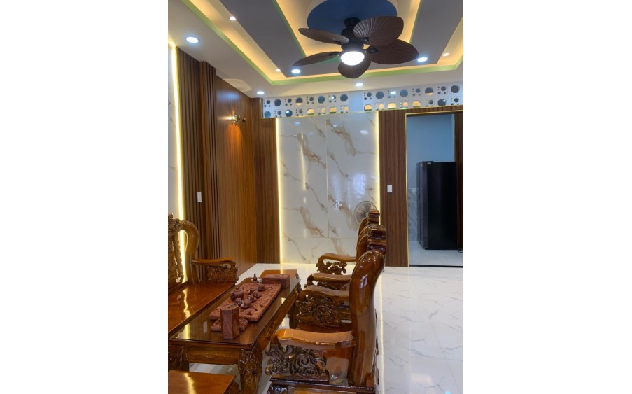 Bán nhà Huỳnh văn nghệ,3*9M, 1 trệt 1 lầu ngay chợ, nhà mới , xung quanh đầy đủ tiện ích, 3.7T ỷBná nhà Gò Vấp, đường số 10 giao Nguyễn văn khối,