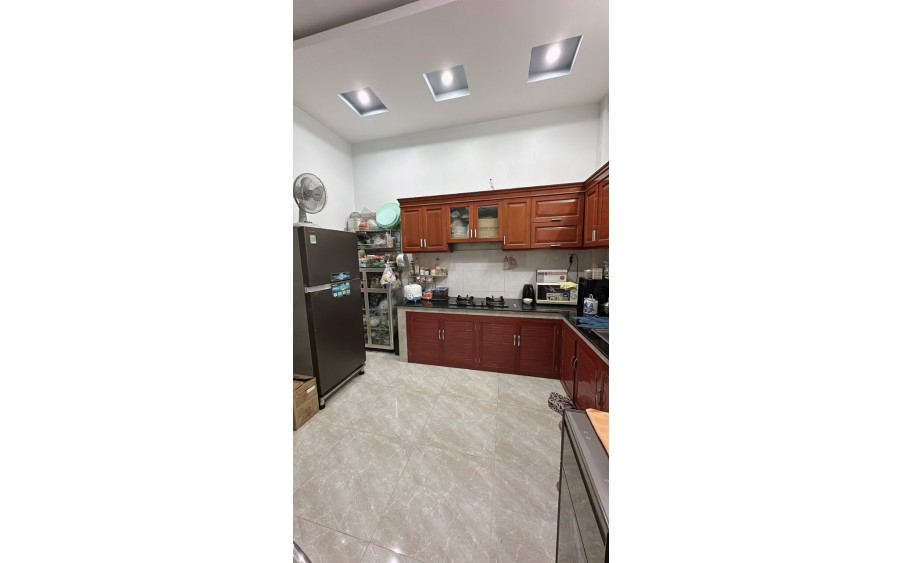 Bán nhà gò vấp, Phạm Văn chiêu ngay, nhà mưới , ngang khủng 11 m, 4 tầng, sổ đẹp, 5.9 tỷ