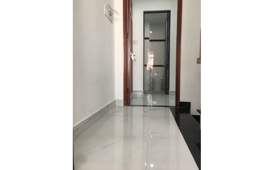 Bán nhà Tân Bình, Huỳnh văn Nghệ, ngay chợ, nhà  mới, 5TẦNG, hẻm xe hơi,  4*10.2m, 5.5 Tỷ
