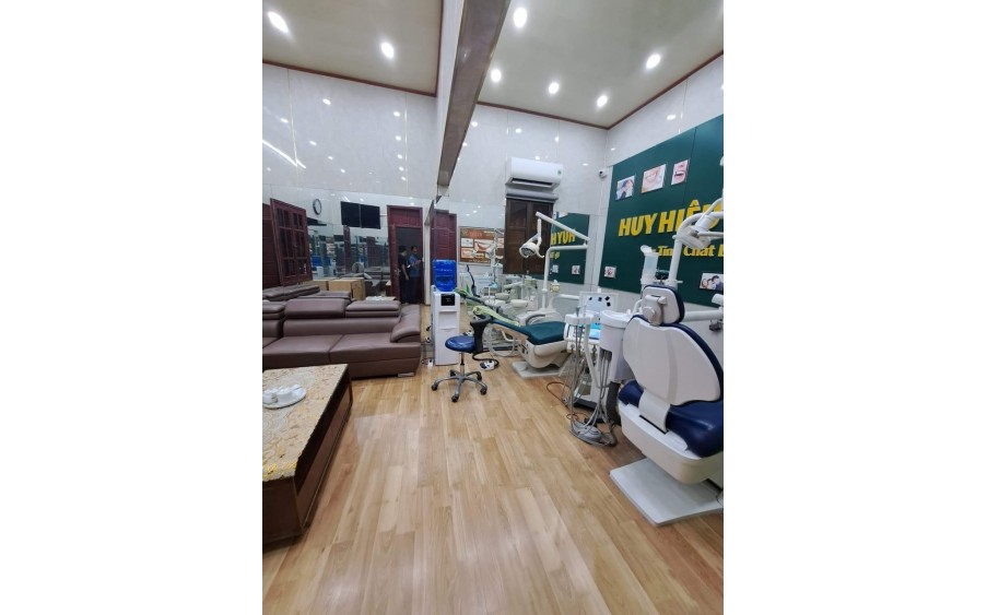 Nhà Nguyễn Trãi 58/75m2,4 tầng, mặt tiền 4.6m, 10 tỷ Thanh Xuân. kinh doanh , ô tô qua.