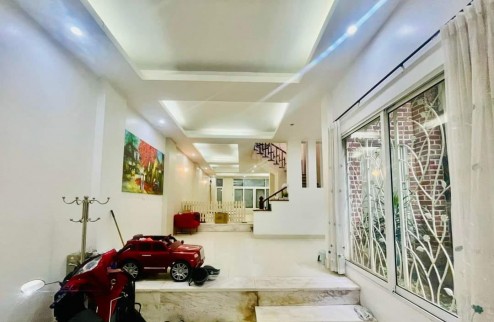 BÁN NHÀ PHỐ TRUNG KÍNH - CẦU GIẤY DIỆN TÍCH: 126 M2 x 6 TẦNG, MẶT TIỀN 6 M