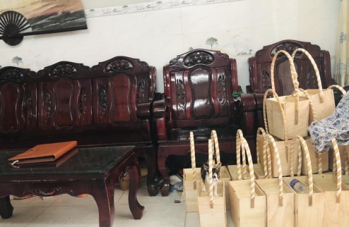 NHÀ 2 TẦNG -P14 - GÒ VẤP - HẺM XE HƠI - NGAY KÊNH DỰ ÁN THAM LƯƠNG - DT 4X12 -  5.1 TỶ   GIẢM CÒN -  4.8 TỶ   
 GỌI NGAY LAN  0974477682 CÓ GIÁ TỐT