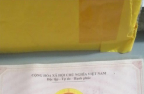 Nhượng nền nhà MT đường tiện nghi đủ tiện kinh doanh , quận 12 TP. HCM