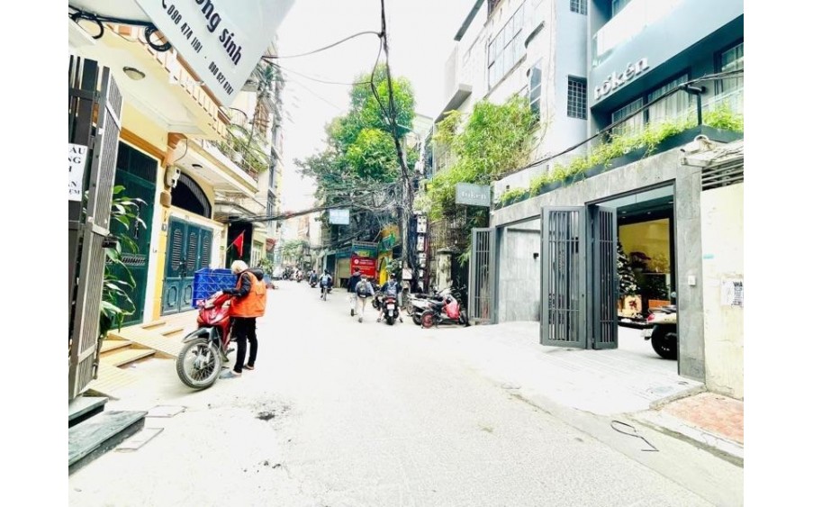 Cần bán nhà Hoàng cầu 6 tầng,oto đỗ,kinh doanh, mt 5.5m cực thoáng nhỉnh 29ty/90m2