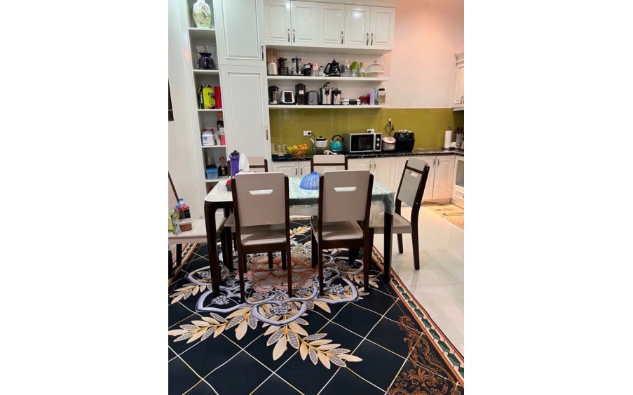 BÁN NHÀ BỒ ĐỀ 60M2, 6 TẦNG, TẶNG NỘI THẤT, CÁCH HỒ BỒ ĐỀ 20M, Ô TÔ ĐỂ TRƯỚC NHÀ