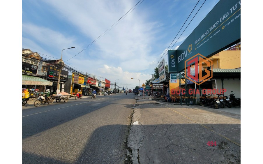 Bán lô đất đẹp, 3 mặt tiền, ngay cổng KCN Biên Hoà 2 giá chỉ 6,5 tỷ