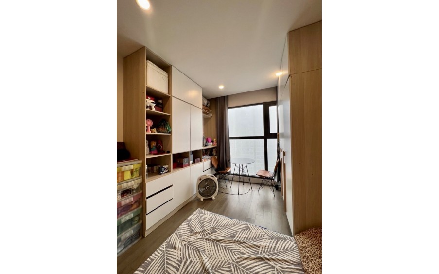 (Siêu phẩm) Căn hộ lô góc 126m2 có slot ô tô - Ban công Đông và Bắc - 8,8 tỷ bao phí - Tin không ảo