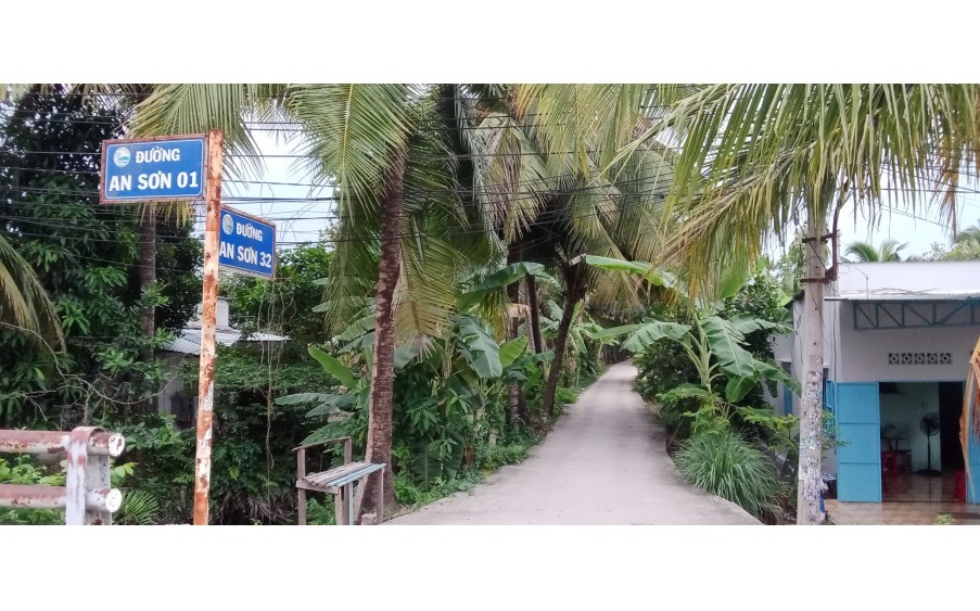 Mặt tiền An Sơn 32, 500m² thổ cư 100m².
Đường xe tải ra vào, vị trí đông dân cư,
