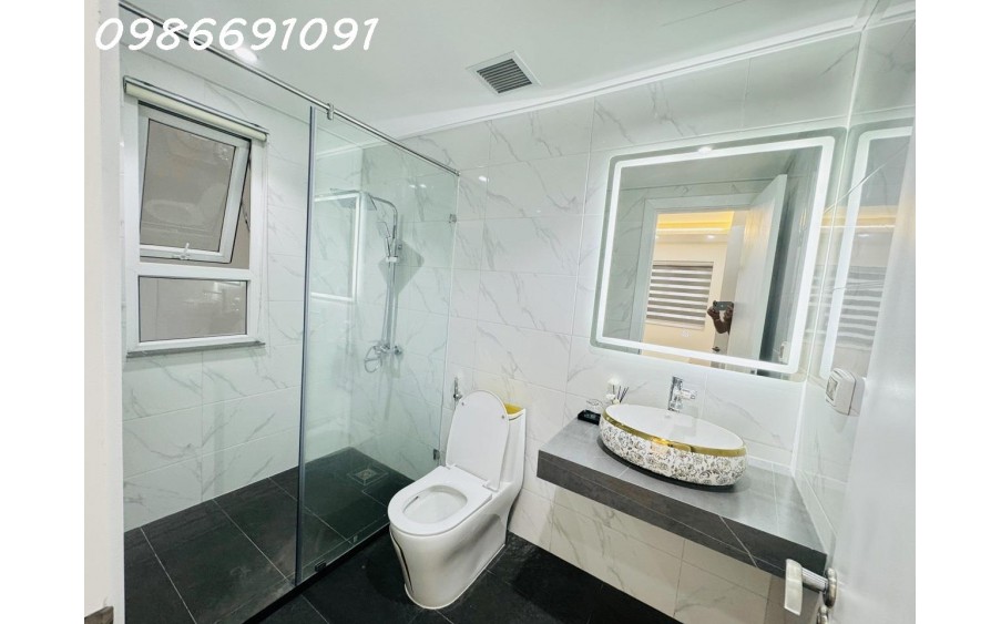 SIÊU PHẨM TRONG ĐÊM CÓ 1-0-2  Golden palace 54 đường Lê Văn Lương. Thanh Xuân. Hà nội