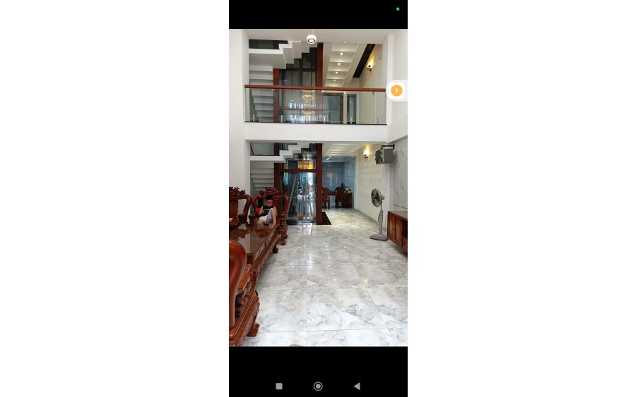 Hạ giá 500 triệu Ngộp Bank Cần  bán nhà phố tại khu Phan Huy Ích,
Phường 15, Tân Bình:

- Nhà mới đẹp với nội thất cao cấp.
- Diện tích 5m X 18m. Xây