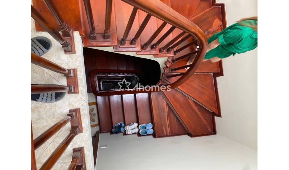 Bán nhà 5 tầng Nguyễn Chính Thịnh Liệt, Giải Phóng, Hoàng Mai có thang máy