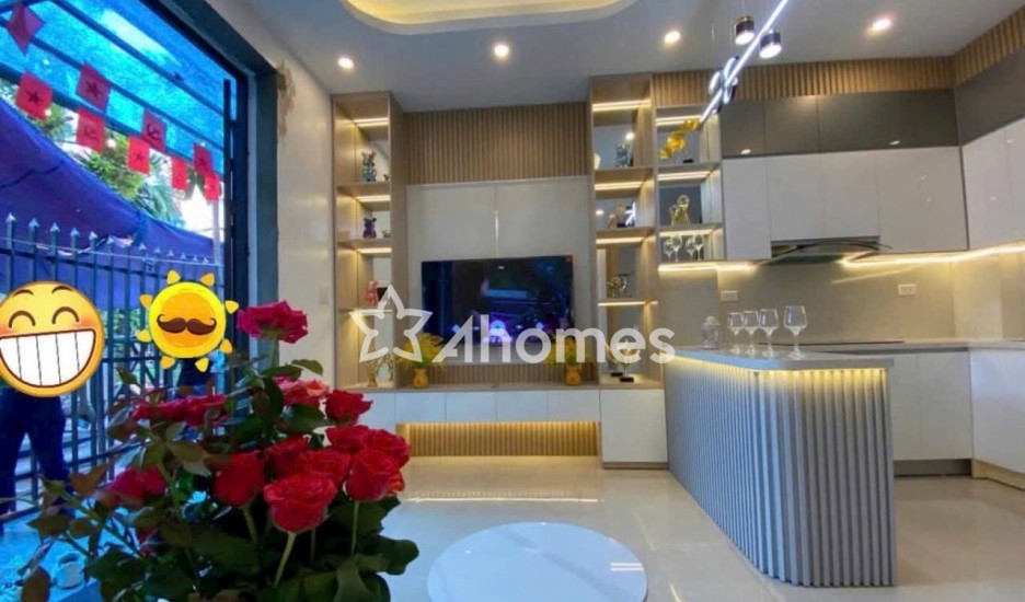 PHÂN LÔ QUÂN ĐỘI – 2 THOÁNG – Ô TÔ 15M – GẦN PHỐ – SIÊU HIẾM