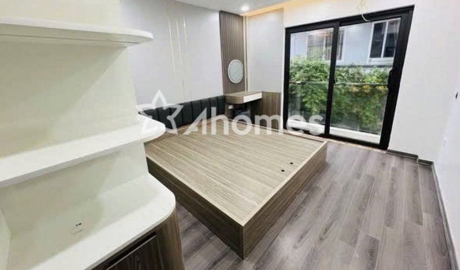 BÁN NHÀ MỚI LÔ GÓC – THANG MÁY – GẦN PHỐ, Ở NGAY – CHỈ HƠN 8 TỶ