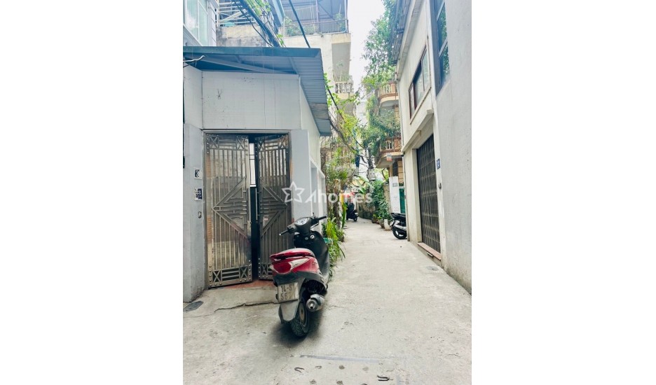 Nhà đẹp phố Xã Đàn, 5 tầng ngõ rộng, gần phố, ở ngay