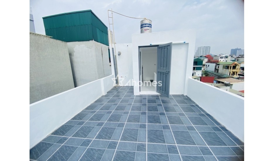 GIÁP NHỊ THỊNH LIỆT HOÀNG MAI NHÀ XÂY MỚI 5 TẦNG THANG MÁY PHÂN LÔ THẲNG TẮP  RA Ô TÔ TRÁNH ĐỖ