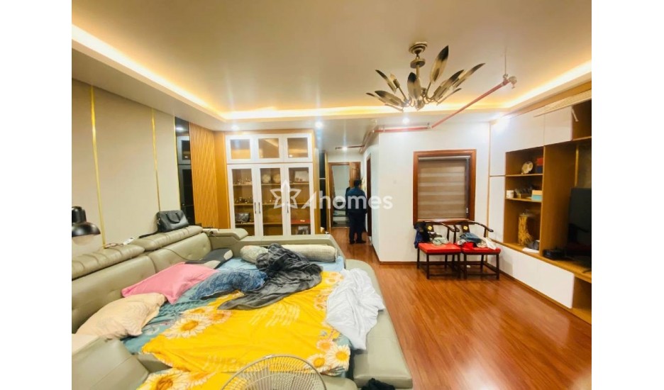 Giá tốt nhất khu Kim Đồng, mặt tiền 6m, gần hồ, oto 7 chỗ, dòng tiền 500tr/năm