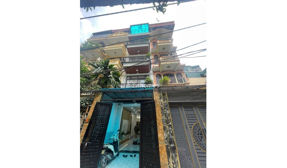 Bán gấp trước tết căn 50m2 tại phố Khương Hạ, nhà mới đẹp, đủ nội thất ở ngay